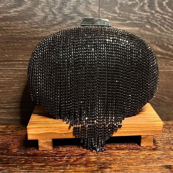 Olga Berg Bria Crystal Fringe Clutch in Black. Gorgeous! New with tags. - Picture 5 of 11